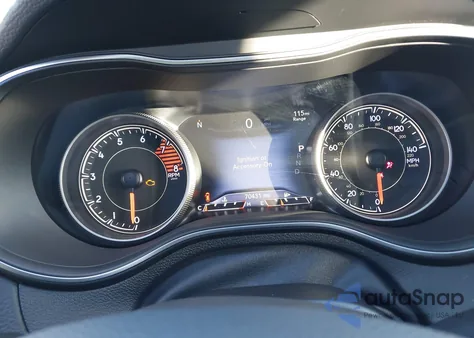 2020 Jeep Cherokee Limited 4X4 из США, поврежденный, VIN 1C4PJMDX2LD655056